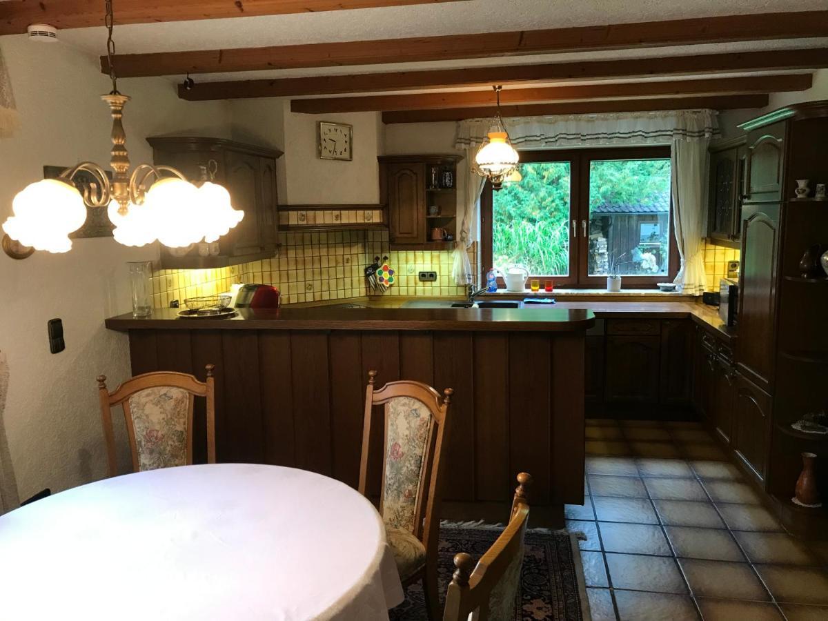 Gemuetliches Gaestehaus! Waldkraiburg Εξωτερικό φωτογραφία