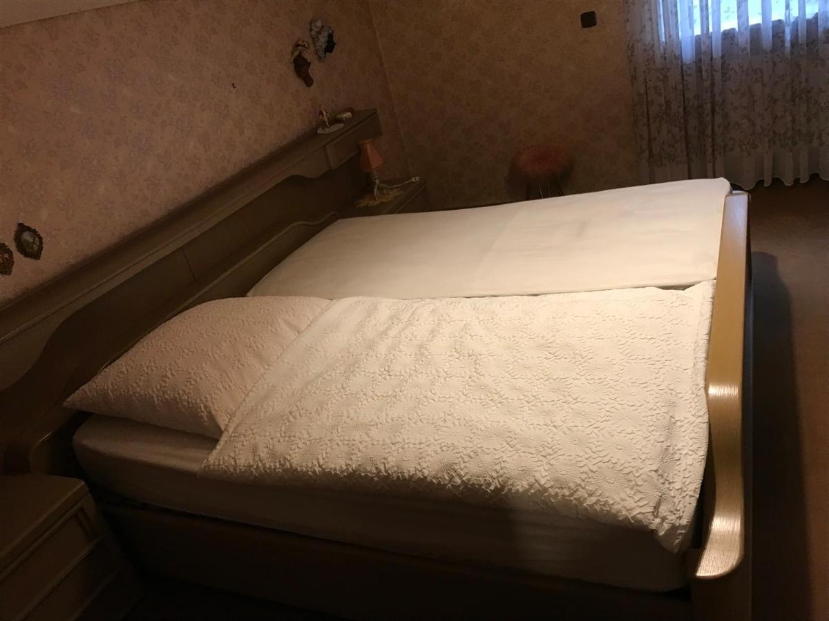 Gemuetliches Gaestehaus! Waldkraiburg Εξωτερικό φωτογραφία
