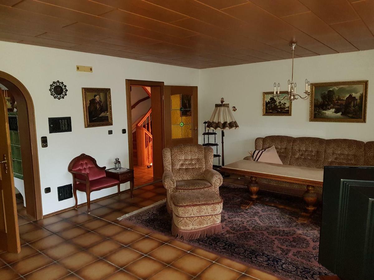 Gemuetliches Gaestehaus! Waldkraiburg Εξωτερικό φωτογραφία
